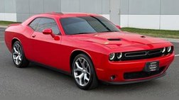 2016 Dodge Challenger SXT Plus