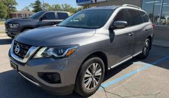 2020 Nissan Pathfinder S