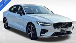 2024 Volvo S60 B5 Ultimate Dark Theme