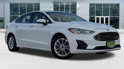 2020 Ford Fusion SE