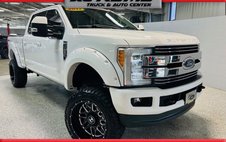 2017 Ford Super Duty F-250 Lariat