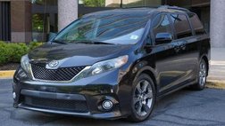 2011 Toyota Sienna SE 8-Passenger