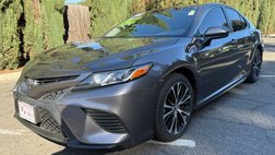 2020 Toyota Camry SE