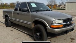 2001 Chevrolet S-10 Base