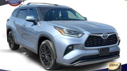 2022 Toyota Highlander Hybrid Platinum