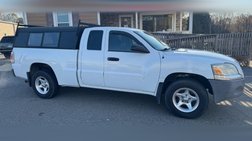 2007 Mitsubishi Raider LS