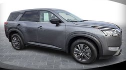 2025 Nissan Pathfinder S