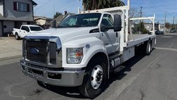 2016 Ford 19��� flatbed