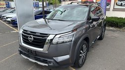 2022 Nissan Pathfinder Platinum