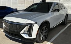 2024 Cadillac LYRIQ Luxury 1