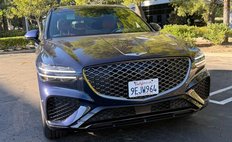 2023 Genesis GV70 2.5T Standard