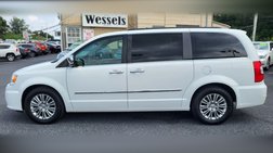 2016 Chrysler Town and Country Anniversary Edition