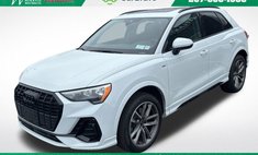 2022 Audi Q3 quattro S line Premium 45 TFSI