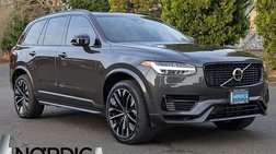 2023 Volvo XC90 Recharge T8 Ultimate Dark Theme
