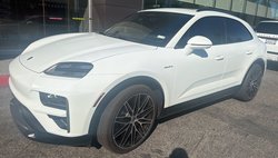 2025 Porsche Macan Turbo Electric