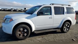 2010 Nissan Pathfinder LE