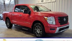 2020 Nissan Titan SV
