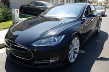 2012 Tesla Model S Performance