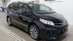 2020 Toyota Sienna LE 7-Passenger