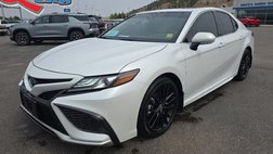 2022 Toyota Camry Hybrid XSE
