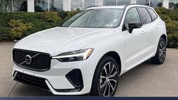 2025 Volvo XC60 B5 Plus Dark Theme
