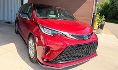 2022 Toyota Sienna XSE 7-Passenger