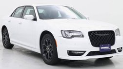 2023 Chrysler 300 Touring L