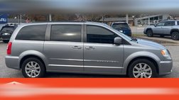 2016 Chrysler Town and Country Touring