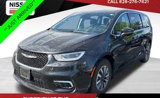 2023 Chrysler Pacifica Hybrid Touring L