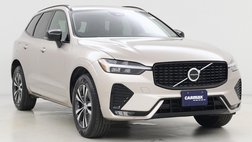 2025 Volvo XC60 B5 Core Dark Theme
