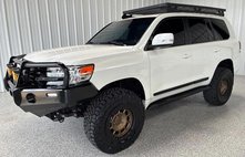 2020 Toyota Land Cruiser AWD