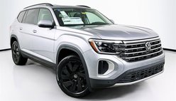 2025 Volkswagen Atlas SE