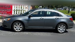 2013 Chrysler 200 Touring