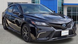 2022 Toyota Camry Hybrid SE
