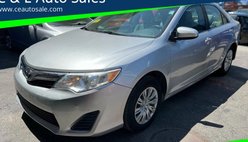 2014 Toyota Camry LE