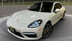 2018 Porsche Panamera Turbo