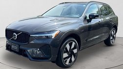 2025 Volvo XC60 T8 Plus Dark Theme