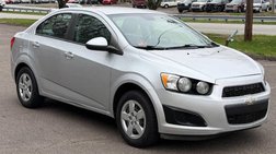 2013 Chevrolet Sonic LS Manual