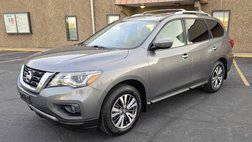 2017 Nissan Pathfinder SV