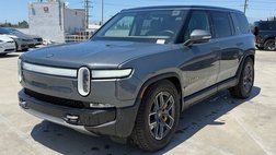 2023 Rivian R1S Adventure
