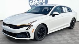 2025 Kia K5 LXS
