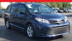 2020 Toyota Sienna LE Auto Access Seat