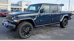 2025 Jeep Gladiator NightHawk