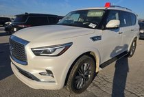 2022 Infiniti QX80 Luxe