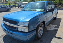 2005 Chevrolet Silverado 1500 LS Crew Cab 2WD