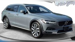 2022 Volvo V90 Cross Country B6