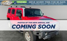 2010 HUMMER H3 Base