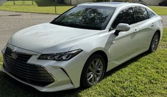 2019 Toyota Avalon Hybrid XLE