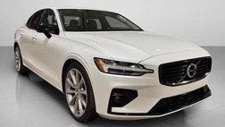2021 Volvo S60 T5 Momentum