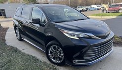 2023 Toyota Sienna Platinum 7-Passenger